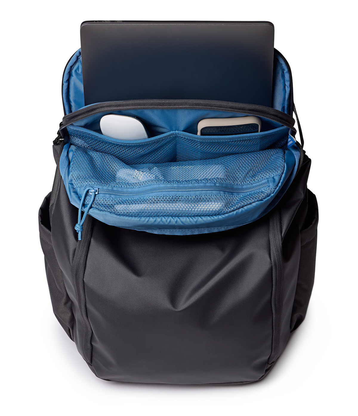 22-carry-on-luggage-travel-pack-30l-smokey-grit-set-u4 JS0A86ETDMX-DET2.png
