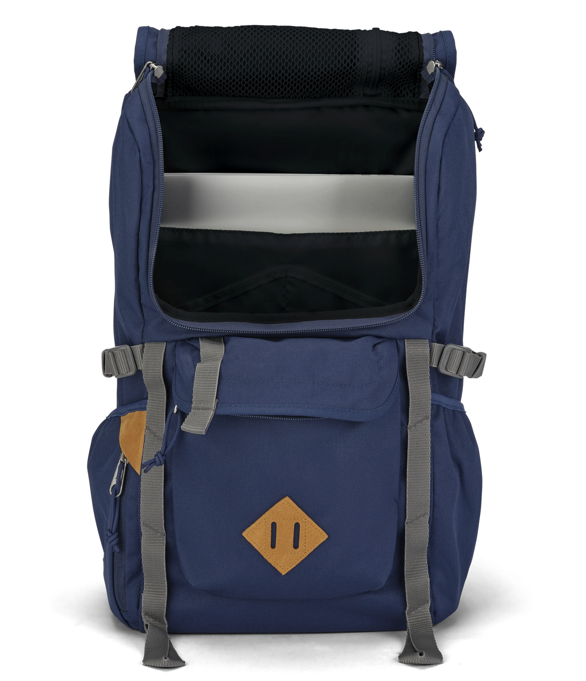 hatchet-backpack-c2 JS0A47J4003-DET2.webp